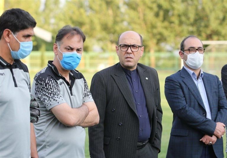 سعادتمند ناگهان با فرهاد دوست شد