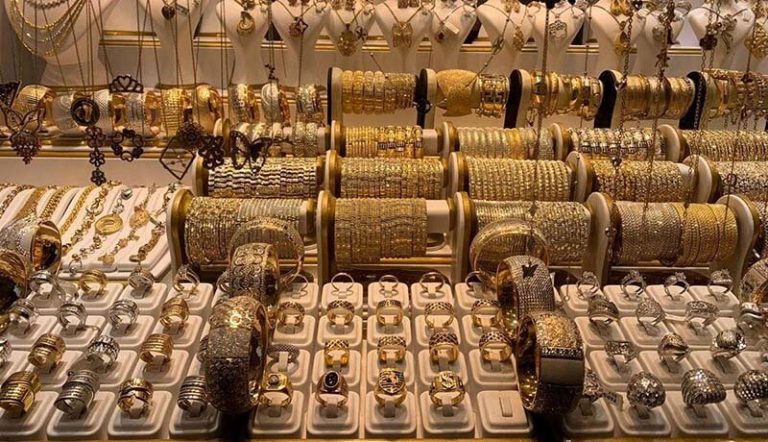 حذف مالیات طلا چه تاثیری بر قیمت‌ها در بازار می‌گذارد؟