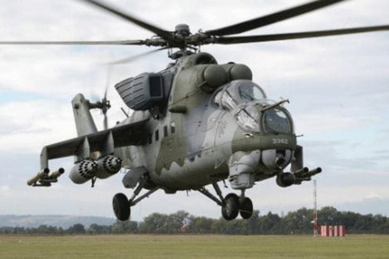 ببینید | استفاده عجیب طالبان از هلی‌کوپترهای نظامی