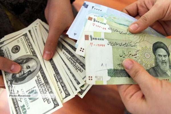 یک اقتصاددان توضیح داد: چرا نرخ دلار باید کمتر از ۱۵ هزار تومان شود؟