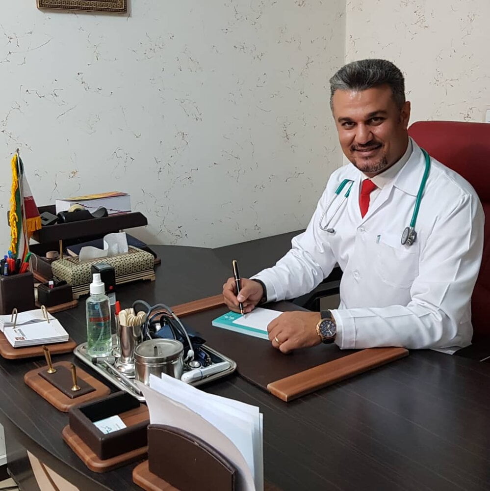 چرا عوارض واکسن برکت به طور شفاف اعلام نمیشود؟/ خط تولید واکسن روسیه در ایران الان به درد نمیخورد
