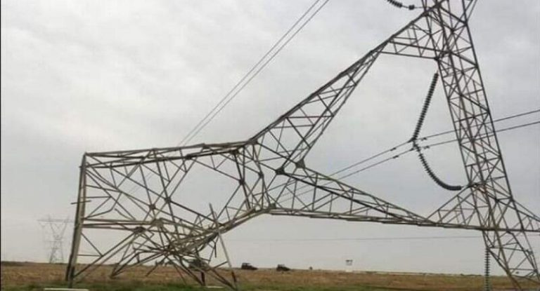 حشد و عشایر برای حفاظت از دکلهای برق بسیج شدند