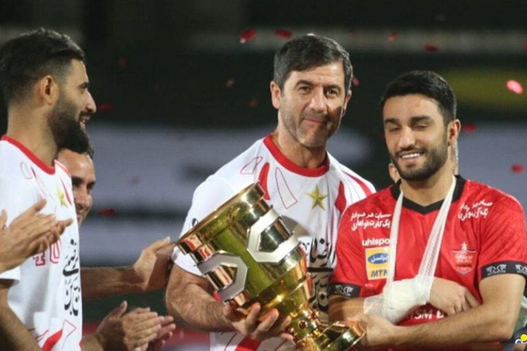 کریم باقری با تیپ دهه هفتادی/عکس