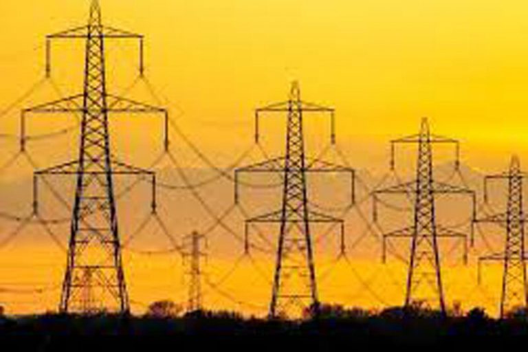 ببینید | پاسخ سخنگوی صنعت برق به علت خاموشی‌های بی‌موقع