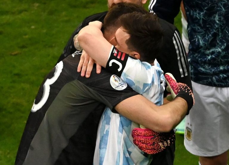 گریههای مسی بعد از صعود به فینال کوپا آمریکا/عکس