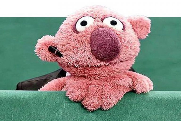 ببینید | حرف دل مردم از حق آبه تا واکسن را جناب خان با شجاعت روی آنتن گفت