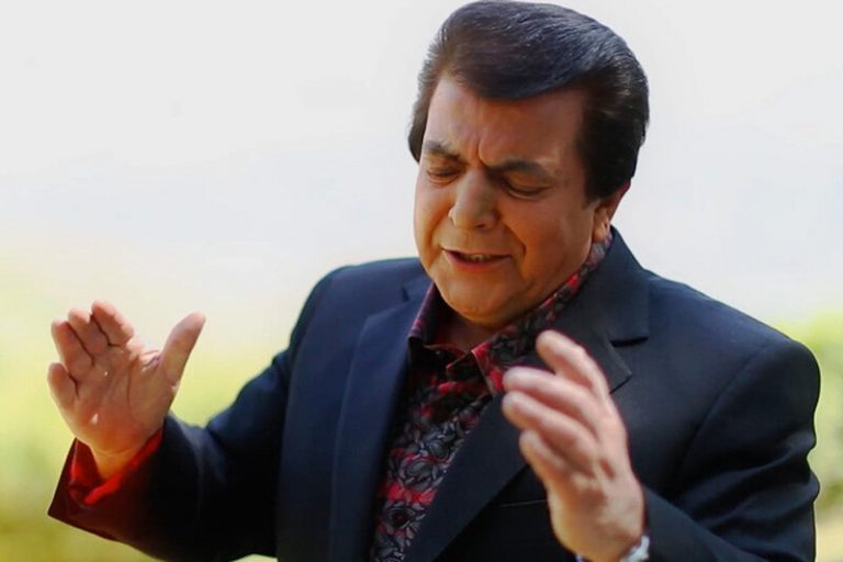 ببینید | ادای احترام زیبا و تحسین‌برانگیز رضا صادقی به عباس قادری