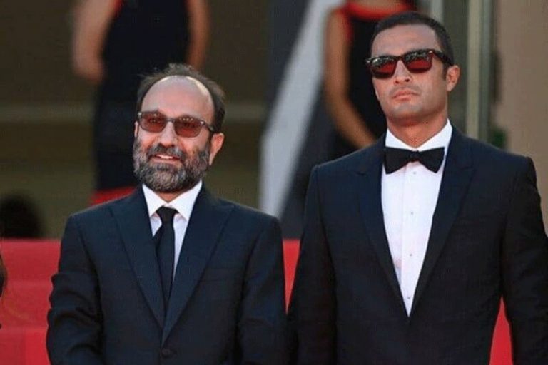 ببینید | تشویق اصغر فرهادی، امیر جدیدی و سارینا فرهادی پس از ورود به سالن نمایش