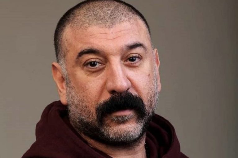 عکس| تصویری از گریم علی انصاریان در آخرین فیلمی که بازی کرد