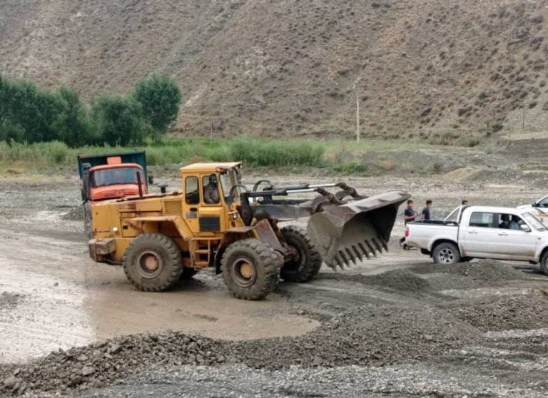 خسارت سیل به محورهای مواصلاتی شهرستان خوی و ارومیه