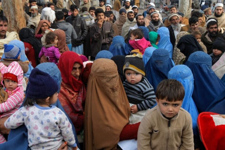 طالبان قرقیزها را مجبور به ترک افغانستان میکند/آنها مجددا آواره شدند