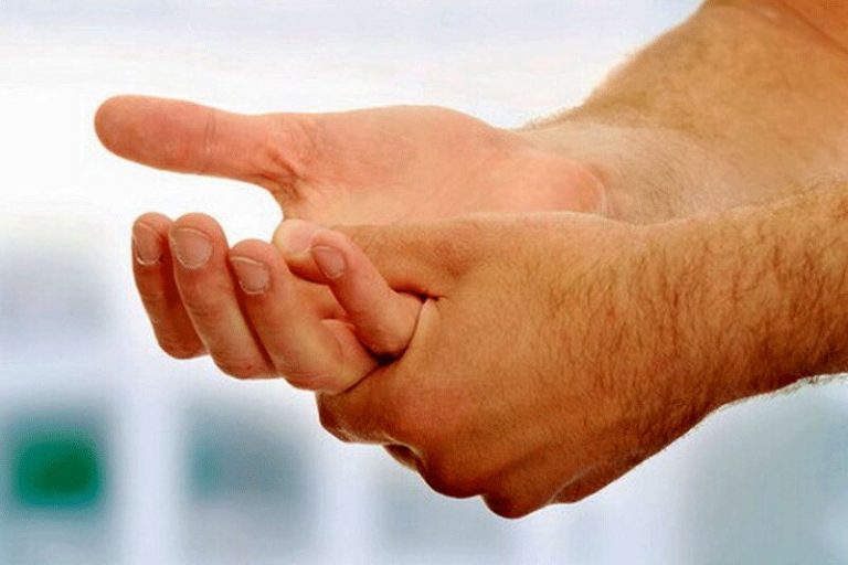 اینفوگرافیک | عوارض جدی شکستن قولنج!