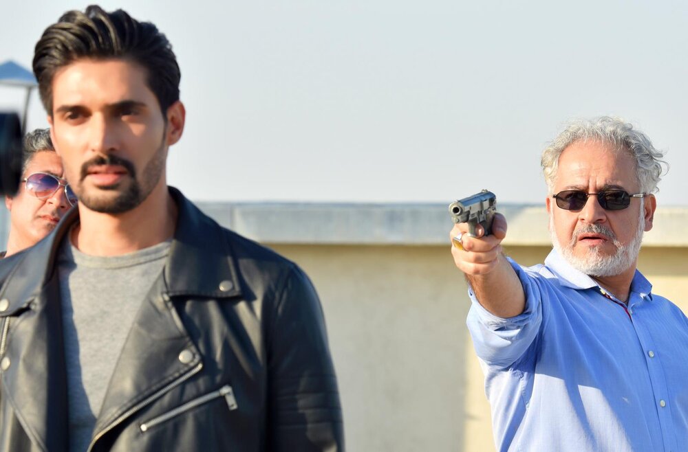 هنرپیشه اصفهانی: به دنبال یک گام بلند هستم/هنر وقتی مخاطب ندارد هنر نیست