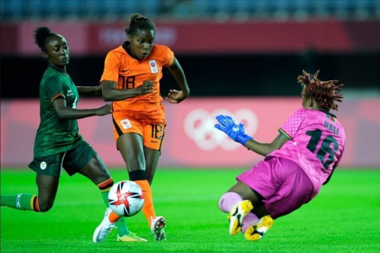 تصاویر | شروع المپیک ۲۰۲۰ با فوتبال زنان