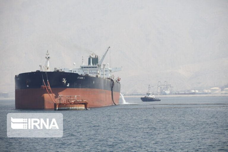 نفت ایران به سواحل دریای عمان رسید