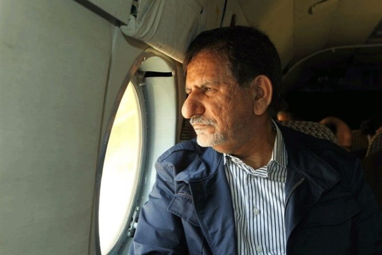 ببینید | بازدید هوایی جهانگیری از مناطق دچار بحران آب در خوزستان