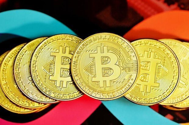 کدام شرکتها بیتکوین قبول میکنند؟