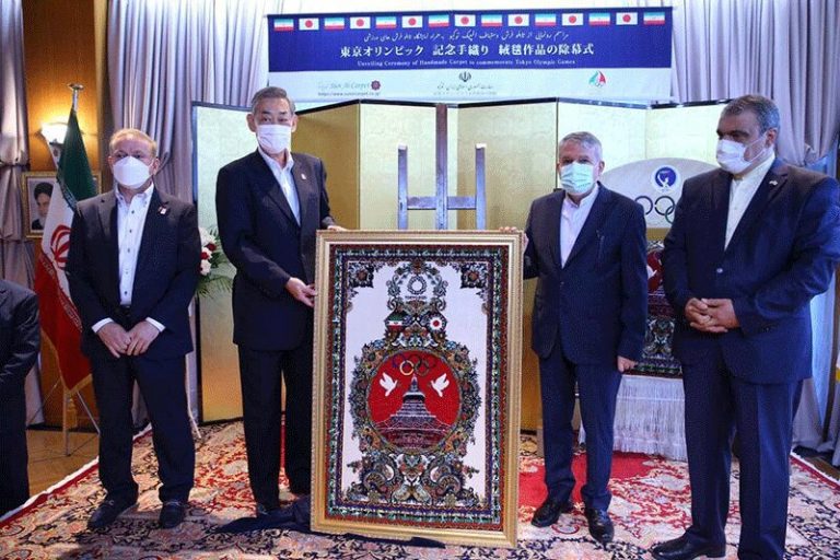 تصاویر | رونمایی و اهدای تابلو فرش دستباف المپیک توکیو به IOC