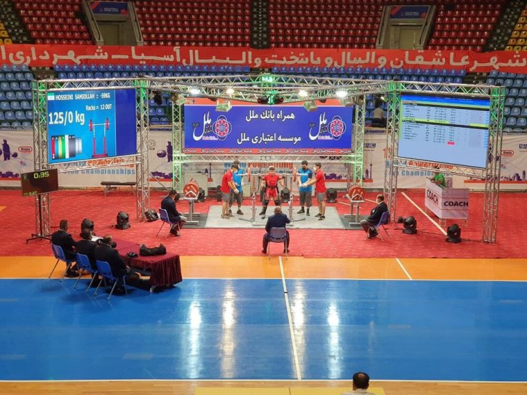 مسابقات پاورلیفتینگ باشگاههای جهان در ارومیه آغاز شد