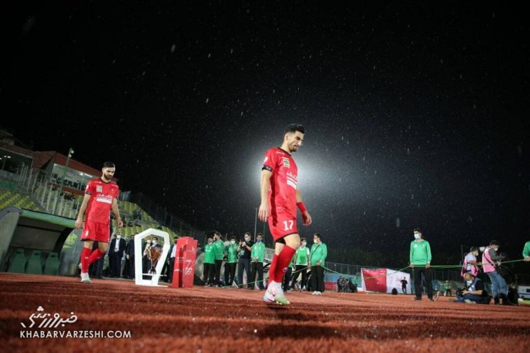 دلم با پرسپولیس بود/ وزیر جدید هم پرسپولیسی میشود!/ کاپیتانی داریم که از باختن متنفر است/ نمیخواهم درباره آن بازی تلخ حرف بزنم