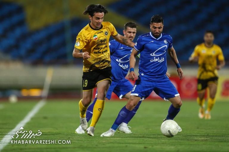 هافبک دفاعی ۱۶ میلیاردی در سپاهان/ سنگینتر از پیشنهاد پرسپولیس به نوراللهی!