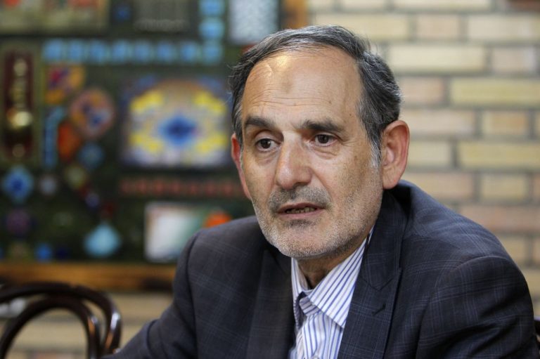 عصر نفت در آستانه پایان/چین و روسیه برندگان بزرگ تحریمهای نفتی ایران