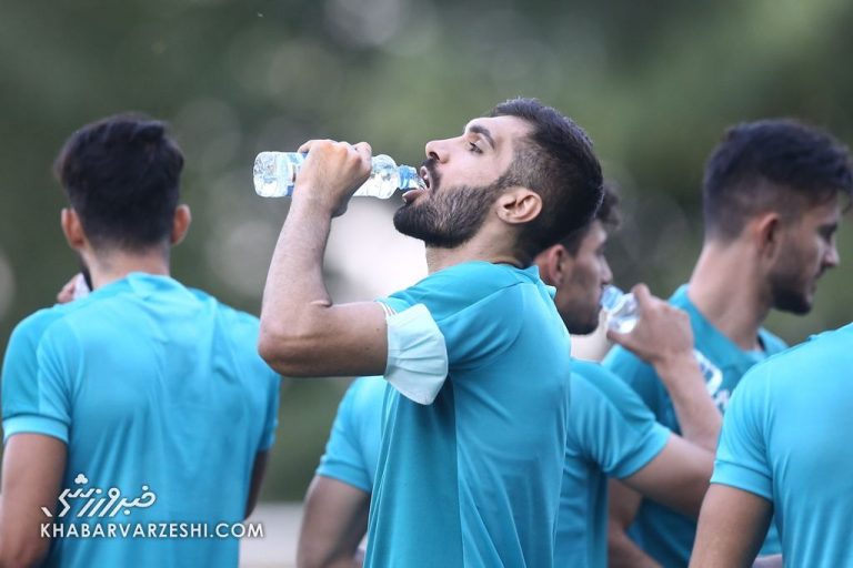 استقلالیهایی که دو روز دیرتر به امارات میروند