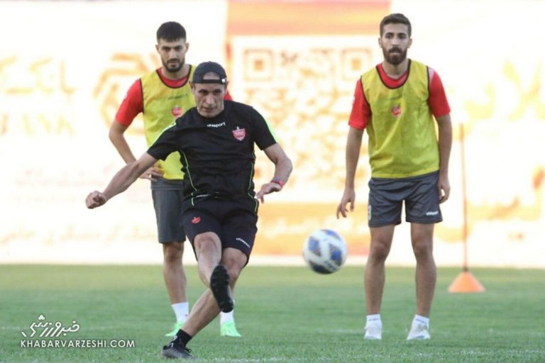 ۳ پاتک سنگین استقلال و سپاهان به پرسپولیس/ تنها گزینه جانشینی مغانلو/ یحیی فوروارد میخواهد