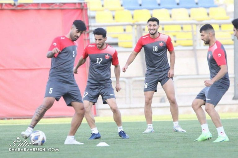 زمان حضور مهاجم خارجی پرسپولیس در ایران/ این بازیکن مثل بودیمیر و جونیور نشود!