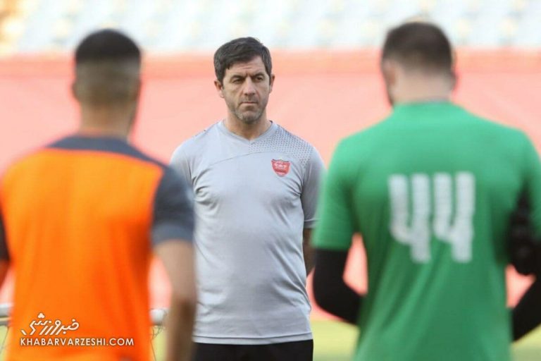 ۳ فریم متفاوت؛ تصاویر سامورایی جنجالی در تمرین پرسپولیس