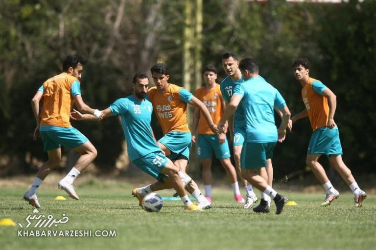 بازگشت ملیپوشان به تمرین استقلال