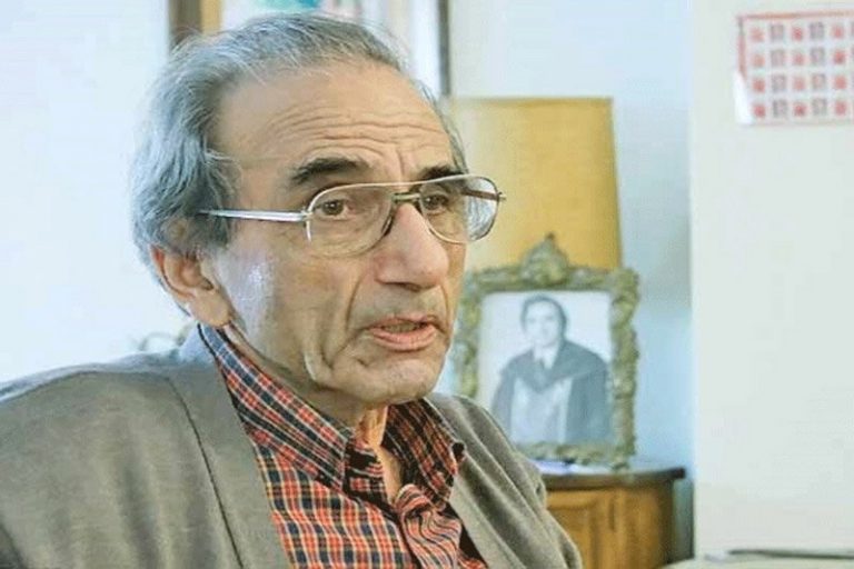 پیکر پدر علم کویرشناسی ایران در قطعه نامآوران به خاک سپرده میشود
