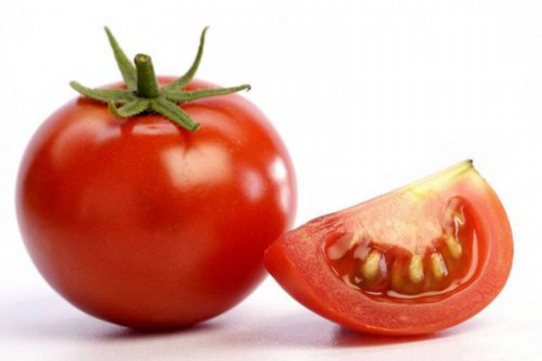عجیبترین عوارض مصرف گوجه فرنگی با برخی مواد غذایی