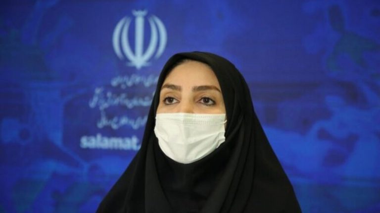 لاری: تزریق هیچ کدام از واکسنهای کرونا برای زنان کمتر از ۵۰ سال ممنوعیت ندارد
