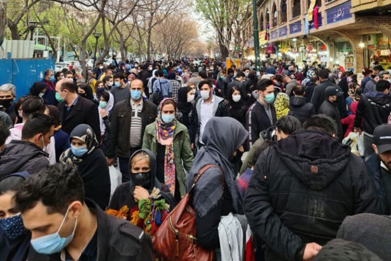 از خطر همهگیری با ویروس جدید تا اجباری شدن تلویحی واکسن
