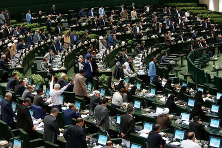 ببینید | افشاگری یک نماینده مجلس از تماس برای عدم مخالفت با وزیر پیشنهادی