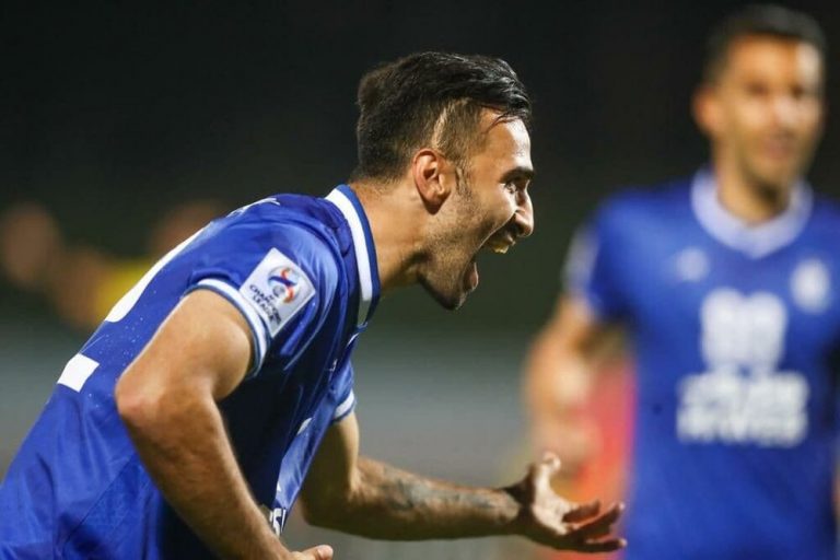مطهری در استقلال ماندنی شد