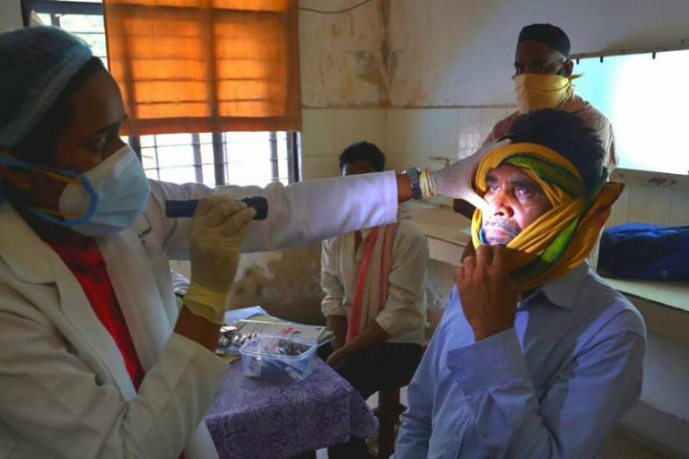 اینفوگرافیک | علائم و عوارض بیماری خطرناک قارچ سیاه