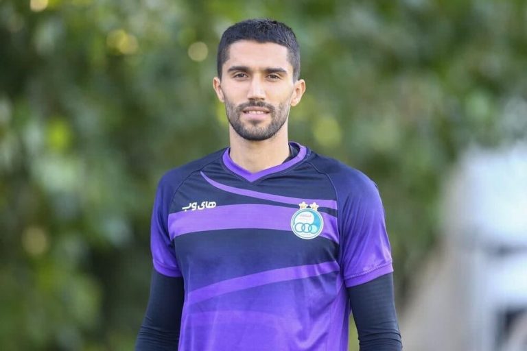 حسینی از استقلال جدا شد/عکس