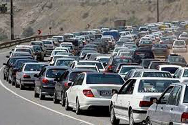ببینید | ترافیک سنگین در جاده چالوس قبل از شروع محدودیتهای تردد