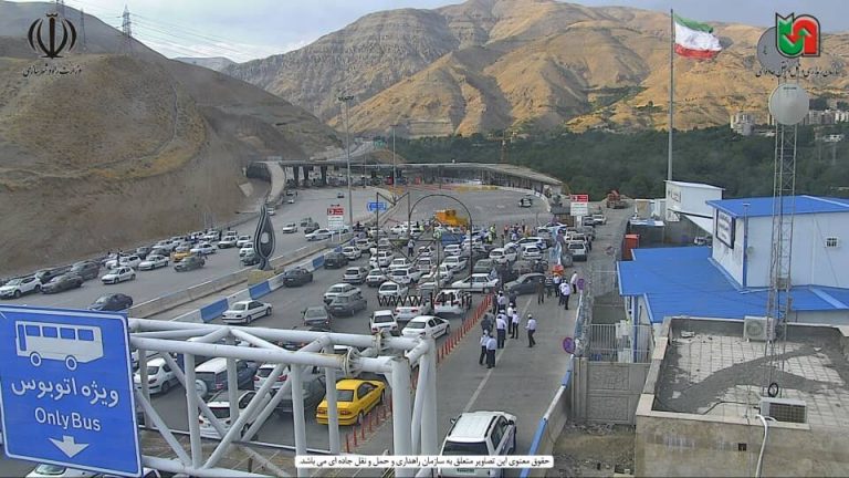 جاده چالوس تا بعدازظهر بسته است