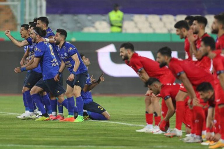 پرسپولیس سقوط کرد، استقلال صعود