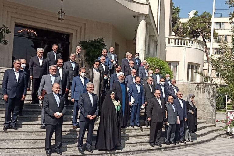ببینید | آخرین عکس یادگاری هیات دولت روحانی