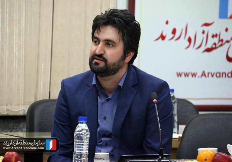 لزوم اعمال سیاست حمایت از سرمایه گذاران و فعالان اقتصادی در اروند/ چرخ صنعت را سرپا نگه داریم