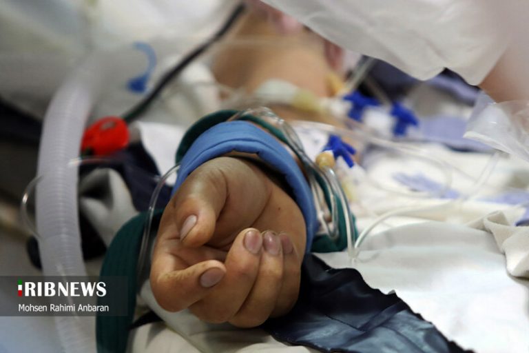 تصاویر | وضعیت وخیم بیمارستانهای مشهد در روزهای سیاه کرونایی