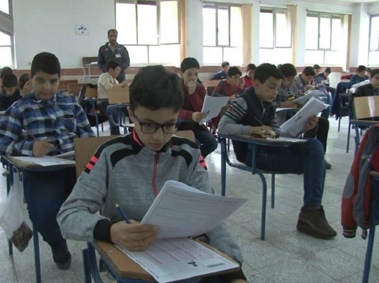 برگزاری آزمون مدارس دولتی در یزد