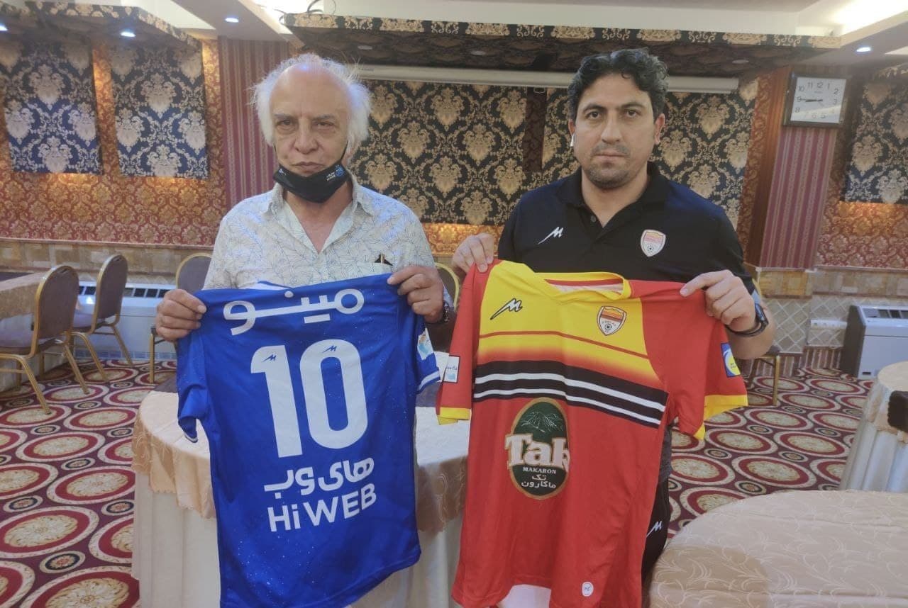 پیراهنهای استقلال و فولاد برای فینال حذفی/عکس