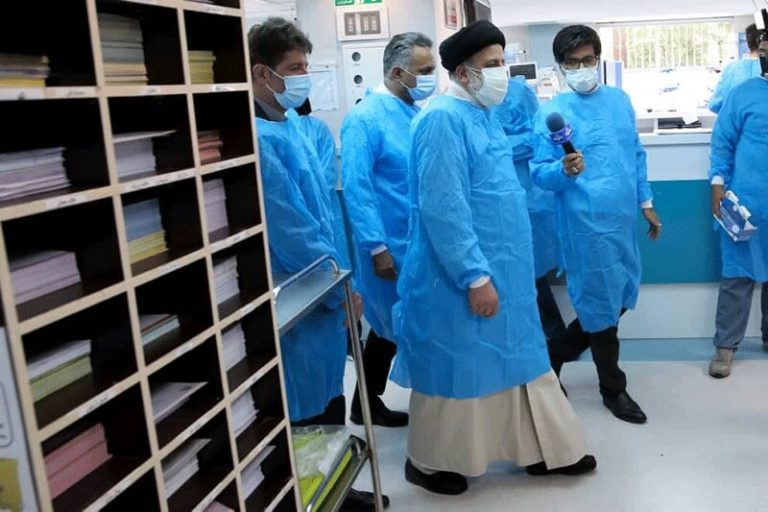 تصاویر | بازدید اعلام نشده سید ابراهیم رئیسی از بخش کرونای بیمارستان امام خمینی
