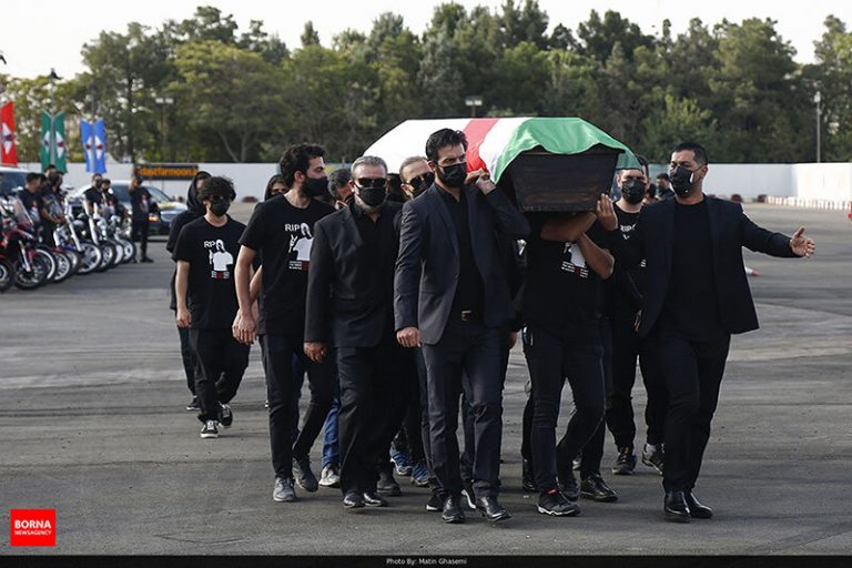 تصاویر | خداحافظی تلخ با ارشا اقدسی؛ کوچ به خانه ابدی