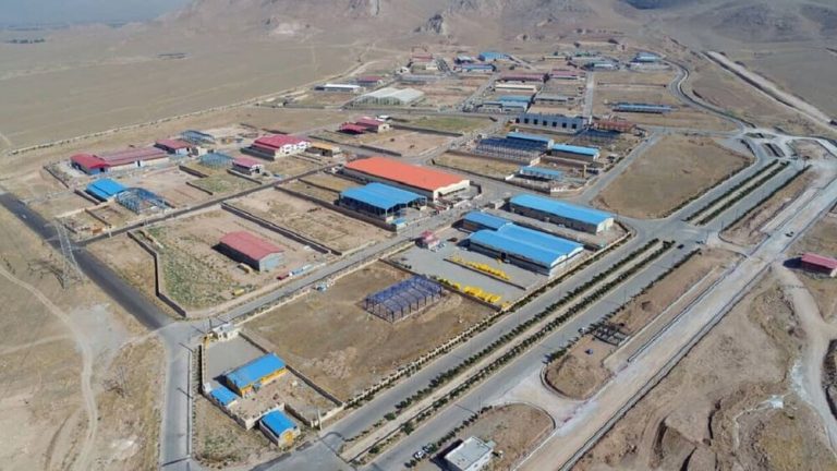 واگذاری ۲۵ هکتار زمین در شهرکهای صنعتی چهارمحال وبختیاری